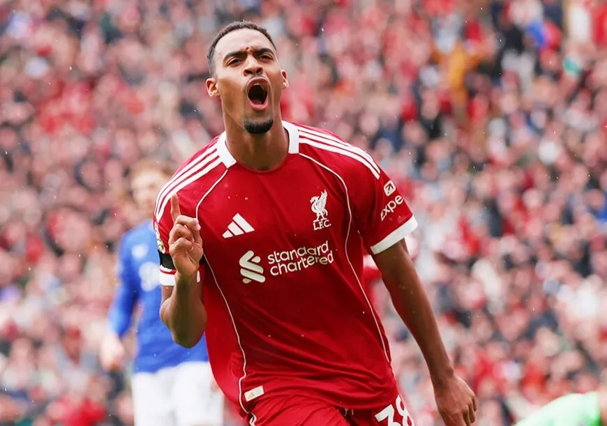 Soi Kèo Chelsea Vs Liverpool: Thí Vương liverpool-1